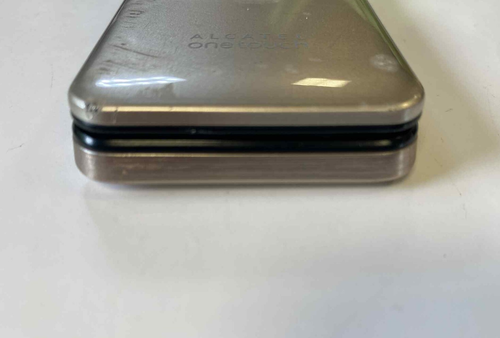 Alcatel 2012G Mobile Phone - Unlocked - Flip Big Buttons Easy Use - Heavy Wear - Afbeelding 7 van 9