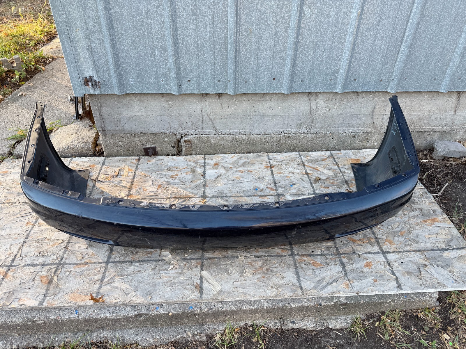 P410102 2003-2008 Maserati Quattroporte M139 Rear Bumper Cover SEE PICTURES OEM