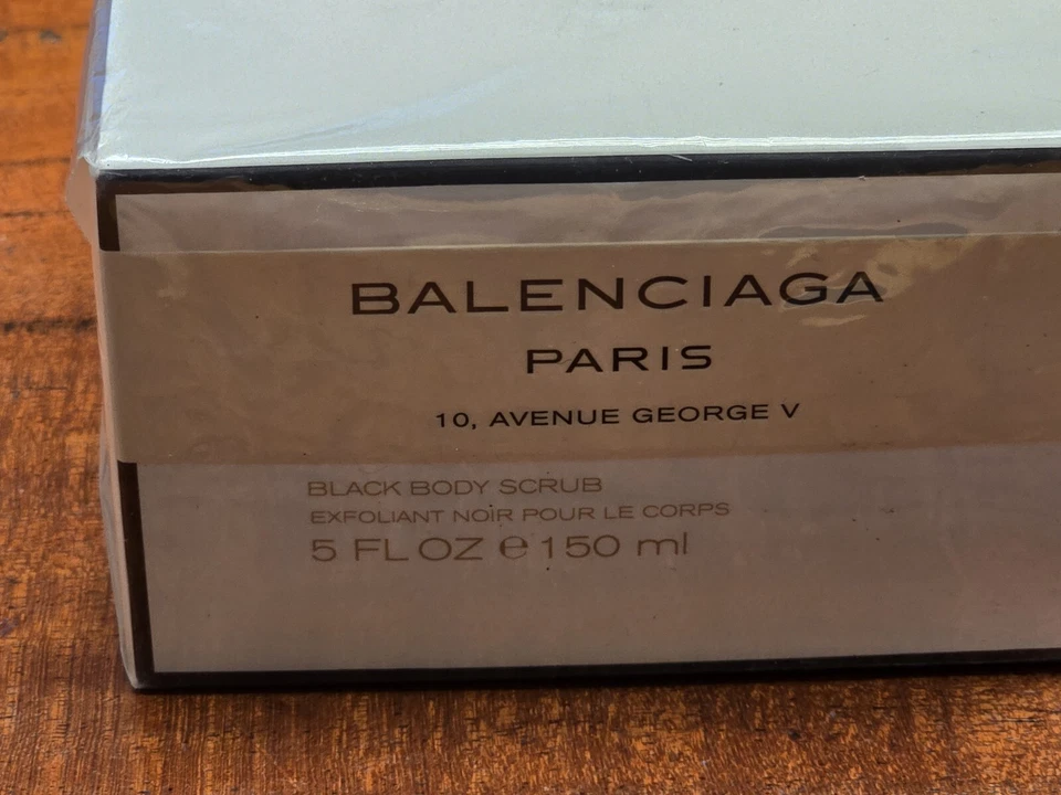 Exfoliante corporal BALENCIAGA Paris negro 5 oz / 150 ml NUEVO EN CAJA SELLADA Foto 4 de 4