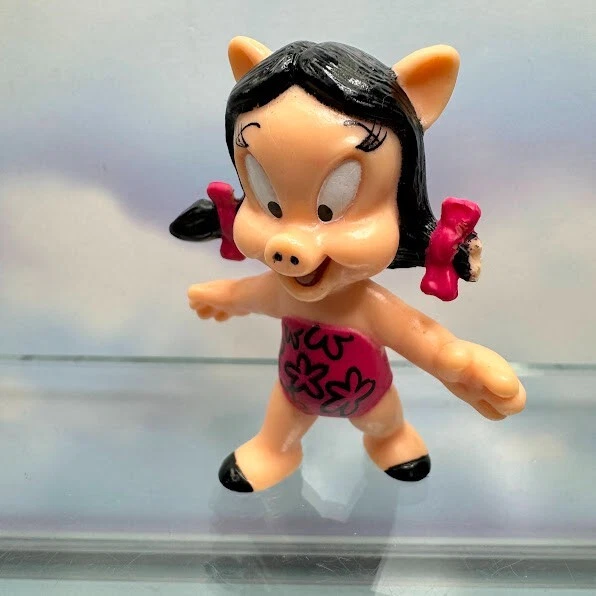 Boneco de PVC 1991 McDonald's Looney Tunes Super Heroes Petúnia (3) pacote - Imagem 2 de 4