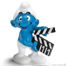 NEW SCHLEICH 20710 Movie Making SMURF WITH CLAPPERBOARD - RARE Smurfs - RETIRED