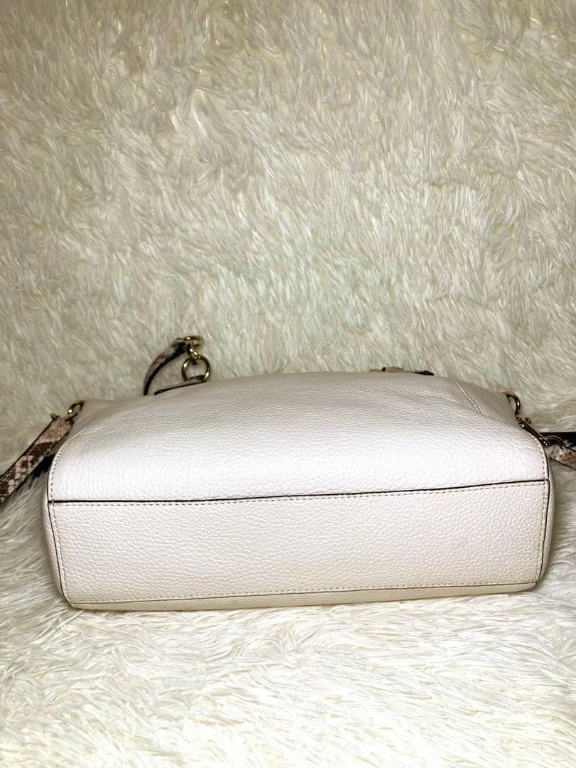 COACH 2way Shoulder Bag Cream Python Pattern Gold… - image 5