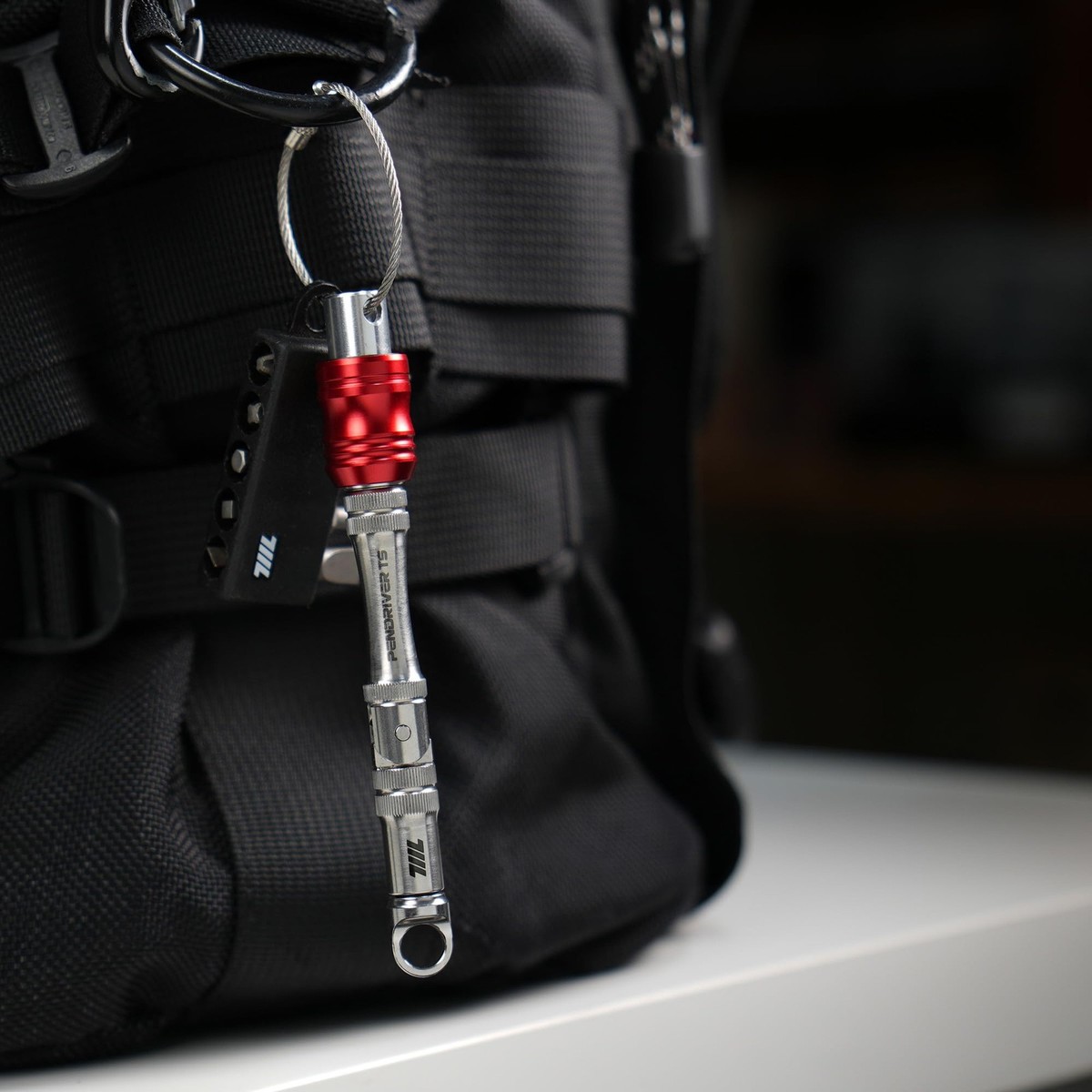 711L Pen Driver TS - Compact EDC Bit with Foldable L-Handle and