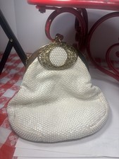 Vtg Lumured Beaded Evening Bag Ivory Gold Filigree Chain Strap Kiss Lock READ