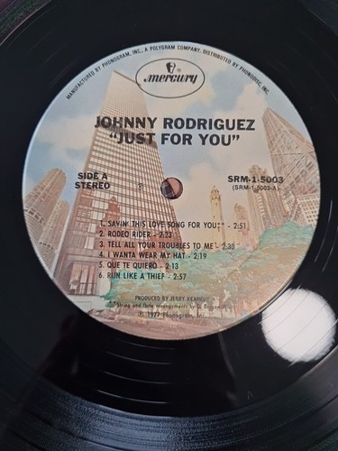 Johnny Rodriguez - Just For You - Mercury - SRM15003 - USA - 1976 - VG+ - VG+ - Picture 6 of 10