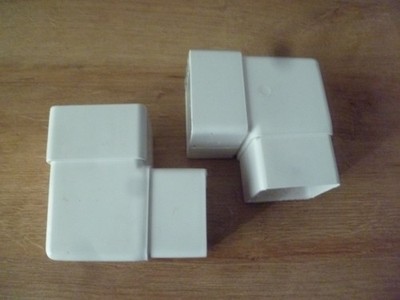 65 MM QUADRATISCHES FALLROHR 45 GRAD BIEGUNG WEISS X2 (PAAR)