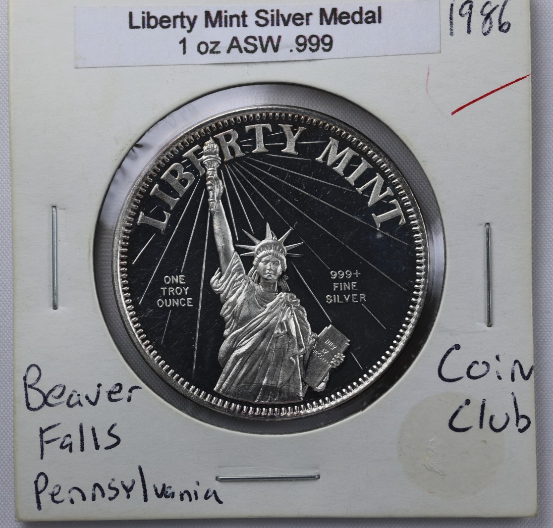 1986 Statue of Liberty Mint Freedom Coin 1 Troy Oz .999 Silver