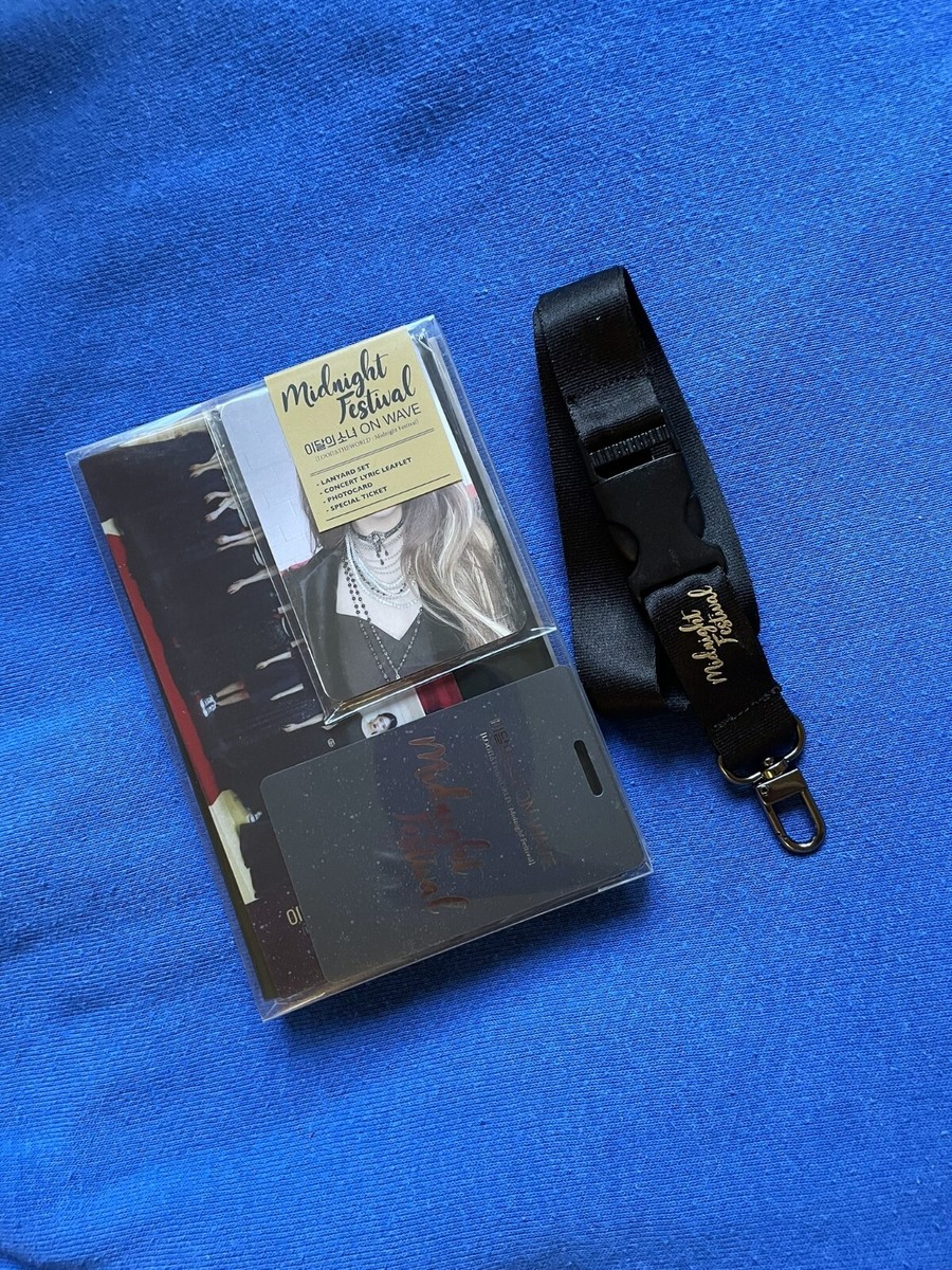 LOONA - On Wave Midnight Festival Merch - Photocards, lanyard