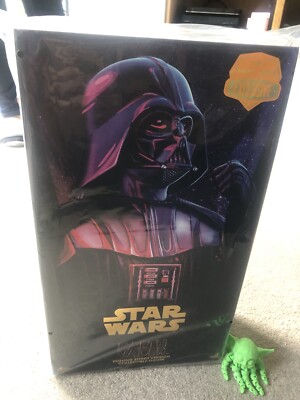 HOT TOYS Star Wars Celebration Exclusive Japan 2025 Darth Vader Dueling Effect