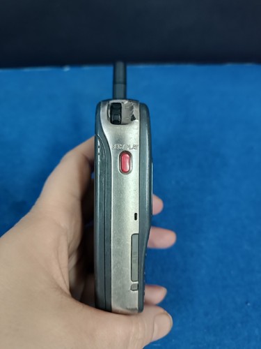 TÉLÉPHONE PORTABLE VINTAGE SONY CMD-Z1 GSM POUR PIÈCES DÉTACHÉES - Photo 2 sur 7
