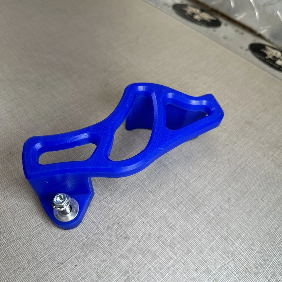 T.M. Pinça de freio traseira Designworks RBG-YAM-BU protetor plástico - OE azul 06-16 - Imagem 3 de 4