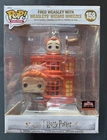 Funko Pop! Deluxe: Harry Potter-Fred Weasley with Weasleys' Wizard Wheezes #158