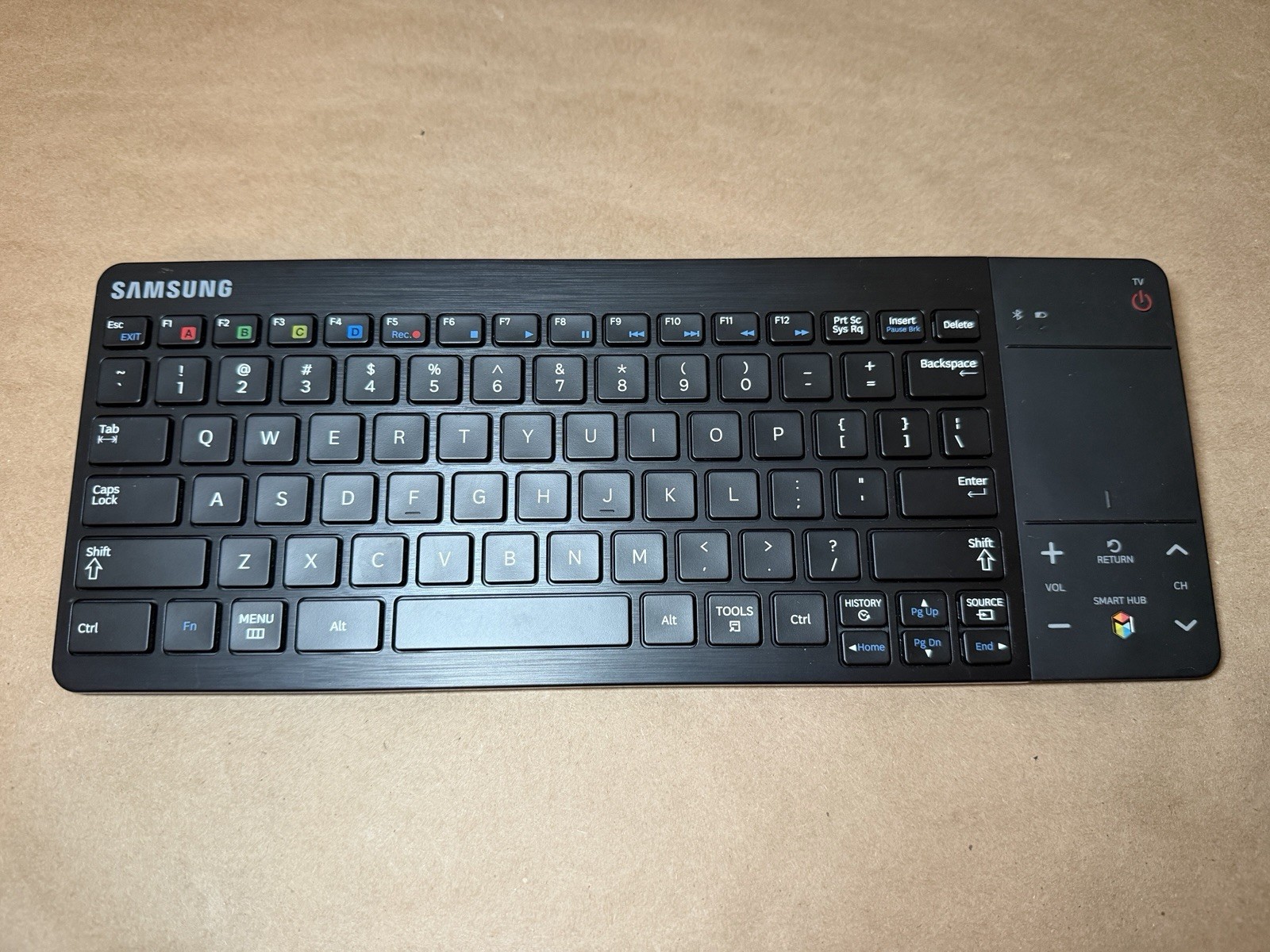 Samsung VG-KBD2500 Wireless Bluetooth Keyboard For Smart TV With Touch Pad Works