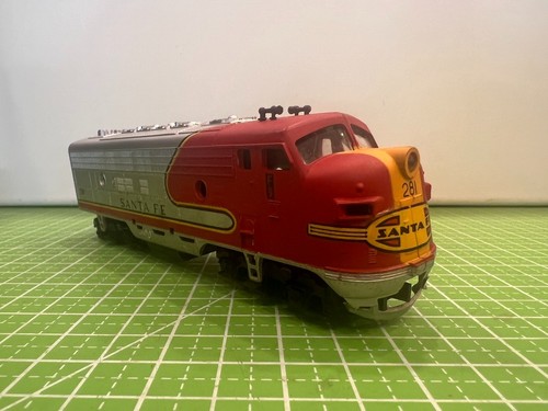 Vintage HO Scale EMD F7 Diesel Locomotive "Santa Fe" #281 Made In Yugoslavia - Picture 10 of 15