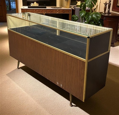 Castle Showcase Co Display Case, Vintage Floor Showcase, Retail Store Counter, B