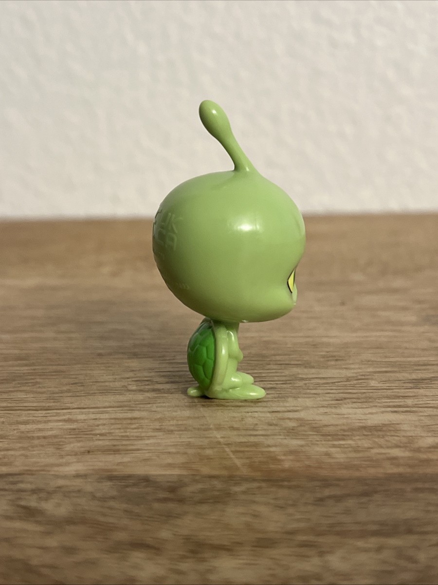 Wayzz Miraculous Ladybug Miracle Box Mini 2.2” Figure Mystery