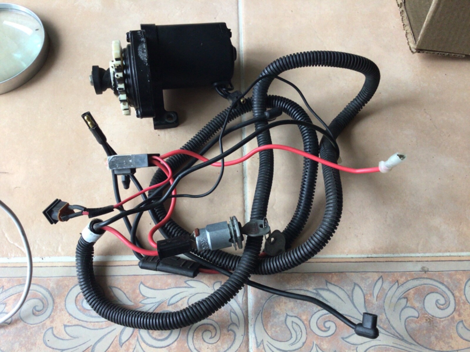 Briggs and Stratton Toro lawnmower, starter Motor & wire harness works