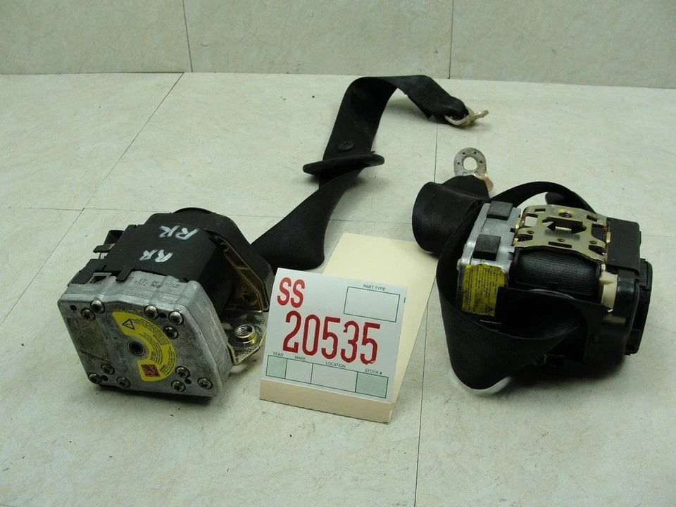 Cinturón de seguridad trasero lado conductor pasajero Audi A6 1998-2004 sedán OEM Foto 4 de 4