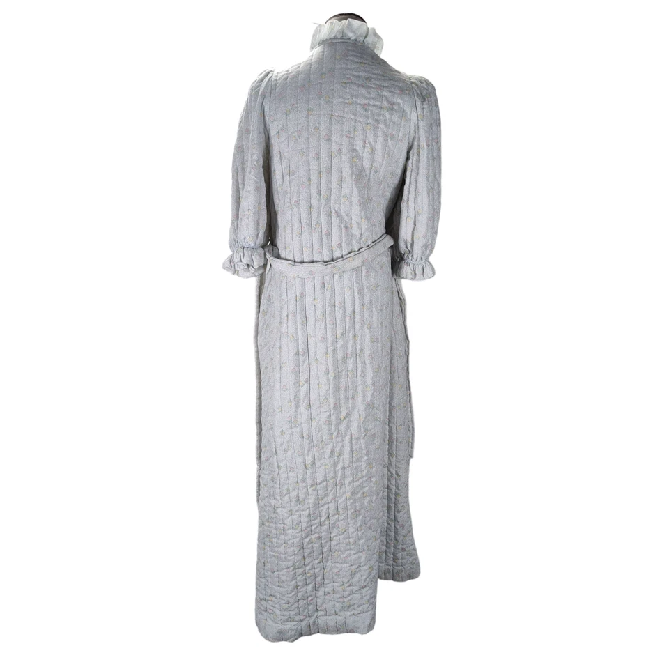 Bata de Colección Miss Elaine Acolchada Manga Abullonada Talla S Cuello Volantes Estampado Floral Foto 4 de 4