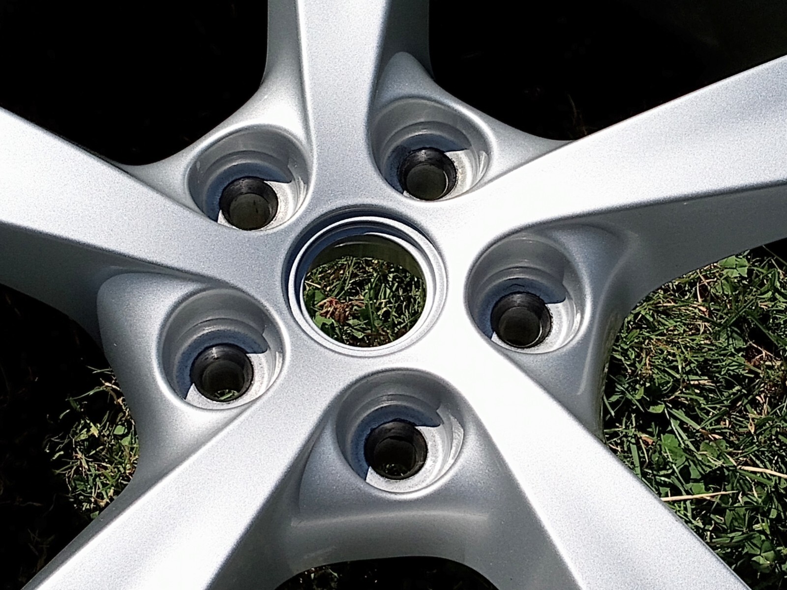 Ferrari Portofino Wheel Rims_336551_336550_10 X20 _8 X20_Silver_Set of 4_GENUINE