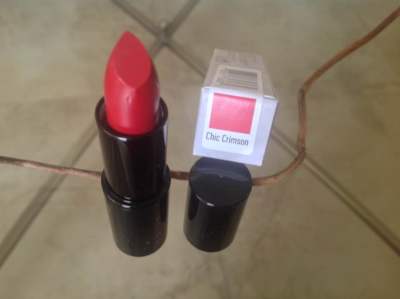 Mally Beauty Classic Color Lipstick (Chic Crimson)  a classic red - Boxed. 