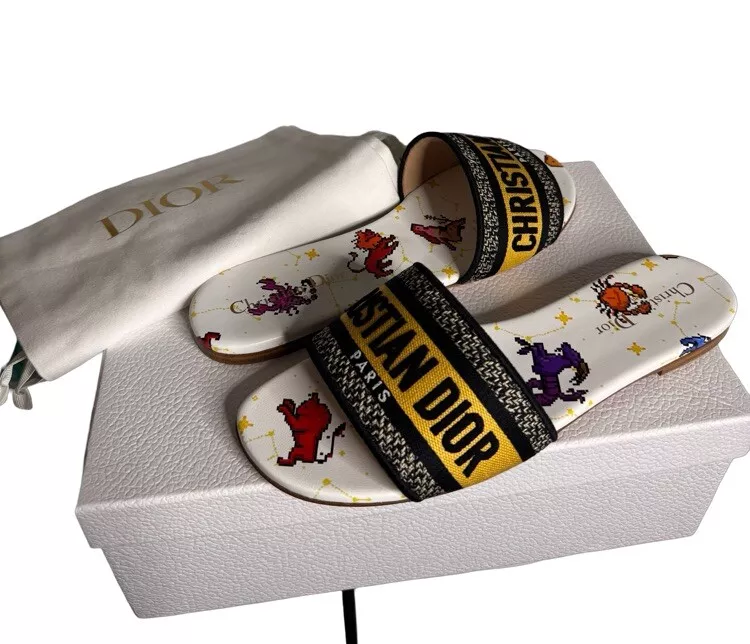 Diapositives Christian Dior Dway taille 39 neuves dans leur boîte