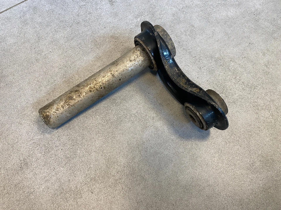 正品宝马 X5 E70 X6 E71 整体链接 33326774476 — 第 2/4 张图片