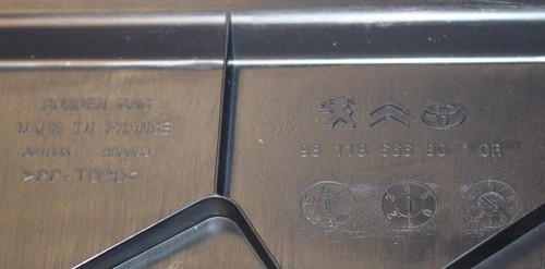 GENUINE PEUGEOT TRAVELLER CITROEN SPACE TOURER HOUSING BOX FOR TOOL KIT JACK - Picture 3 of 8