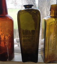 1770s FREE BLOWN OPEN PONTIL BLACKGLASS OLIVE...