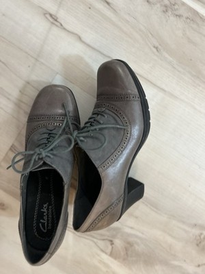Clarks Bendables Women s Size 7 Medium Gray Leather Oxford Heels Scheme Melrose