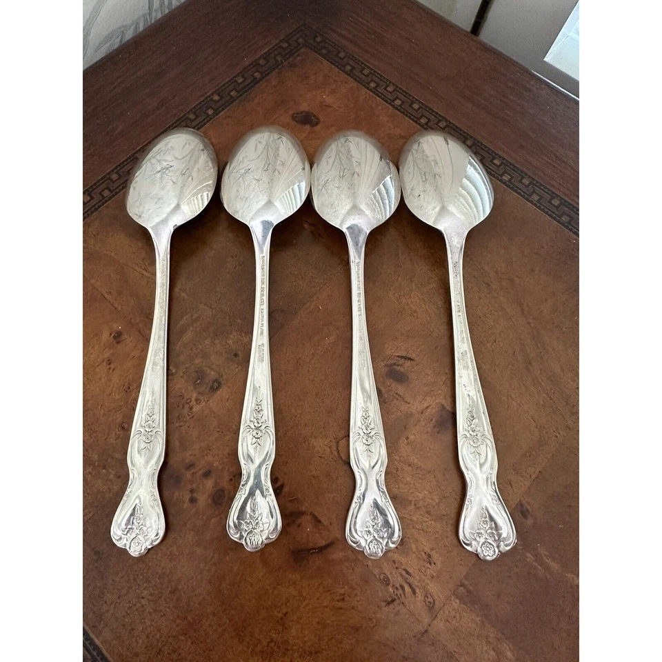 WM Rogers prato extra inspiração magnólia prato de prata conjunto de 4 colheres de jantar - Imagem 2 de 4