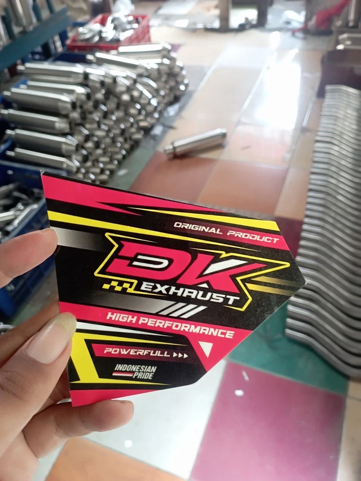 Complete Kawasaki KLX 250 Slip-On Exhaust Muffler Pipe - Image 4 of 4