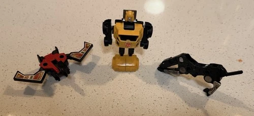 Vintage Transformer Action Figures Bumblebee Ravage And Laserbeak
