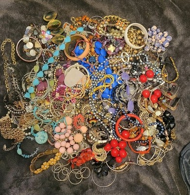 Over 8 Pounds Of Craft /Repair Jewelry Some Wearable