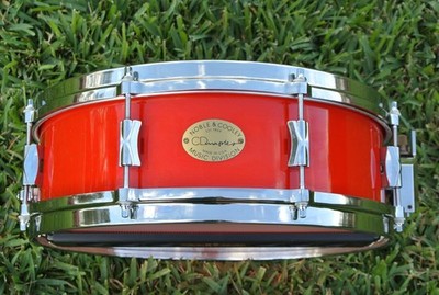   1996 NAMM Show Noble & Cooley 4x14 CD Maple Snare Drum   Fire Engine Red  