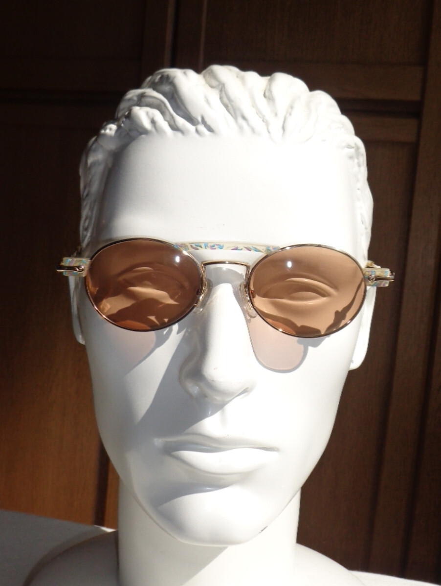 VINTAGE KANSAI YAMAMOTO Lady's Gold Plated Frame Sunglass Shade