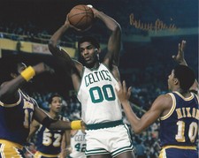 ROBERT PARISH BOSTON CELTICS SIGNED AUTHENTIC 8x10 PHOTO B w/COA CHIEF NBA HOF 