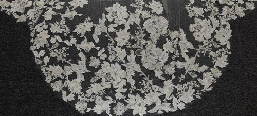 Bridal Cathedral 300cm Veil Ivory 1T Luxury Floral Lace Scallop Edge Soft Tulle - Picture 5 of 8