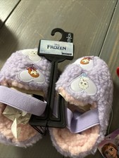 Disney Frozen Slippers Size 5/6 Purple Slide On