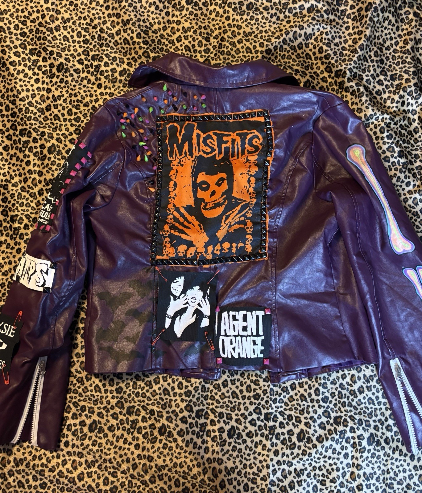 Purple faux leather Punk Biker Jacket Studded Band Patches Lined Size S 36in