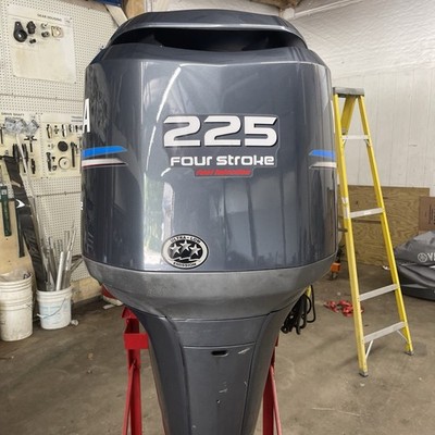 2002 Yamaha LF225TXRA, 4-Stroke, EFI, 775hours