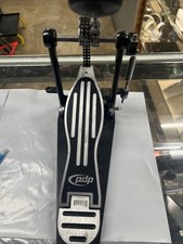 PDP PDSP650 Pacific Drum Bass 600 Series Single Foot Pedal Dual Chain