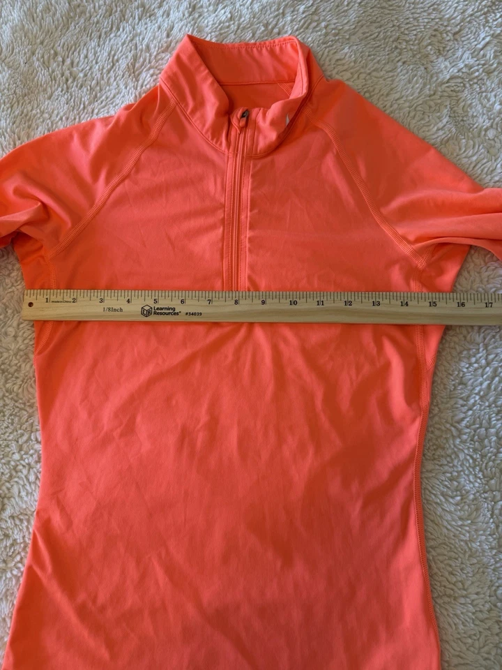 Nike PRO DRI-FIT FITTED LONG SLEEVE QUARTER ZIP, Women’s Size Small In EUC - Image 4 of 4