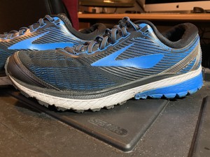 brooks ghost 10 2e
