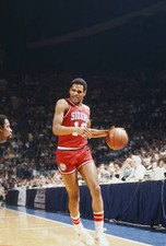 Philadelphia 76ers' Maurice Cheeks1980's Basketball photo 2