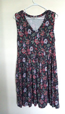 LOFT Outlet Dress Floral Sleeveless  V-Neck  Fit Flare Size S