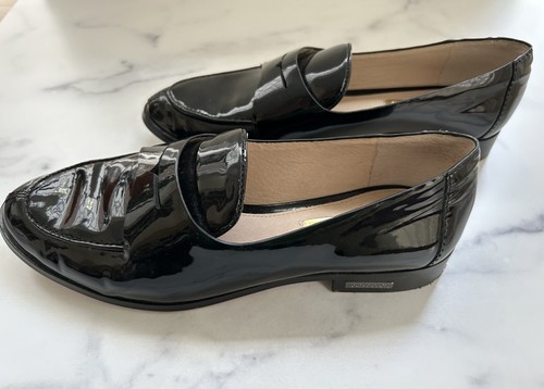 Louise et Cie Ladies Black Patent Leather Loafers, Size 6.5 - Picture 4 of 4