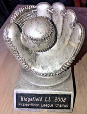 Baseball Glove Trophy Silver 4" Tall
