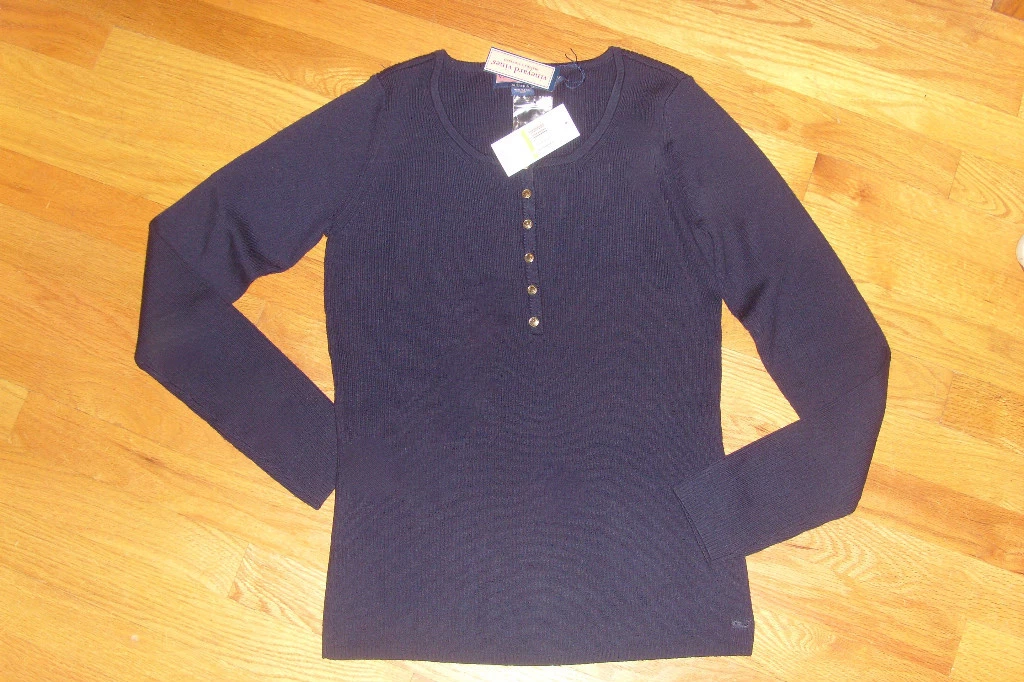 NWT Vineyard Vines Henley Sweater Navy Cherry 100% Merlino Wool Size M $145 –60%