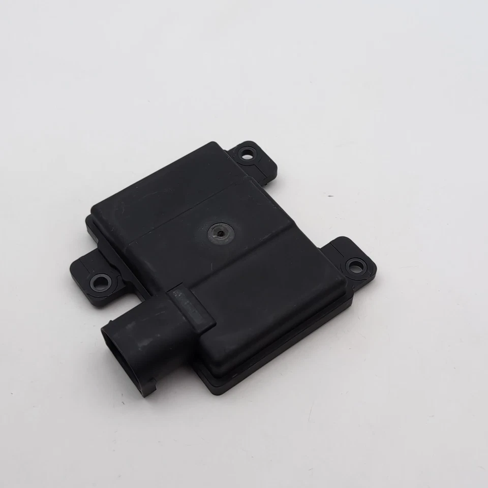 SENSOR RADAR PUNTO CIEGO IZQUIERDO HYUNDAI TUCSON 2024 OEM 99140-N9100 Foto 3 de 4